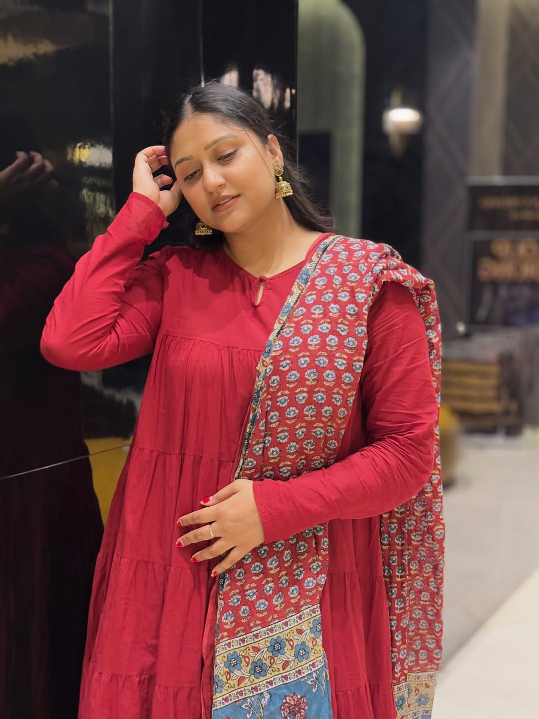 Post 2 by KAYNAT  SHAHID🌙 on Instagram (carousel)