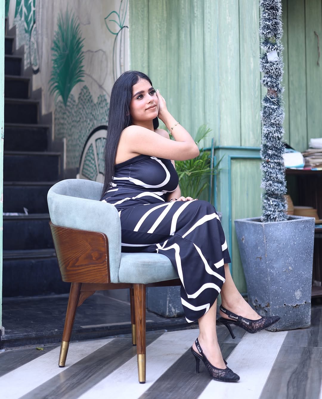 Post 3 by Meenal Juneja on Instagram (carousel)