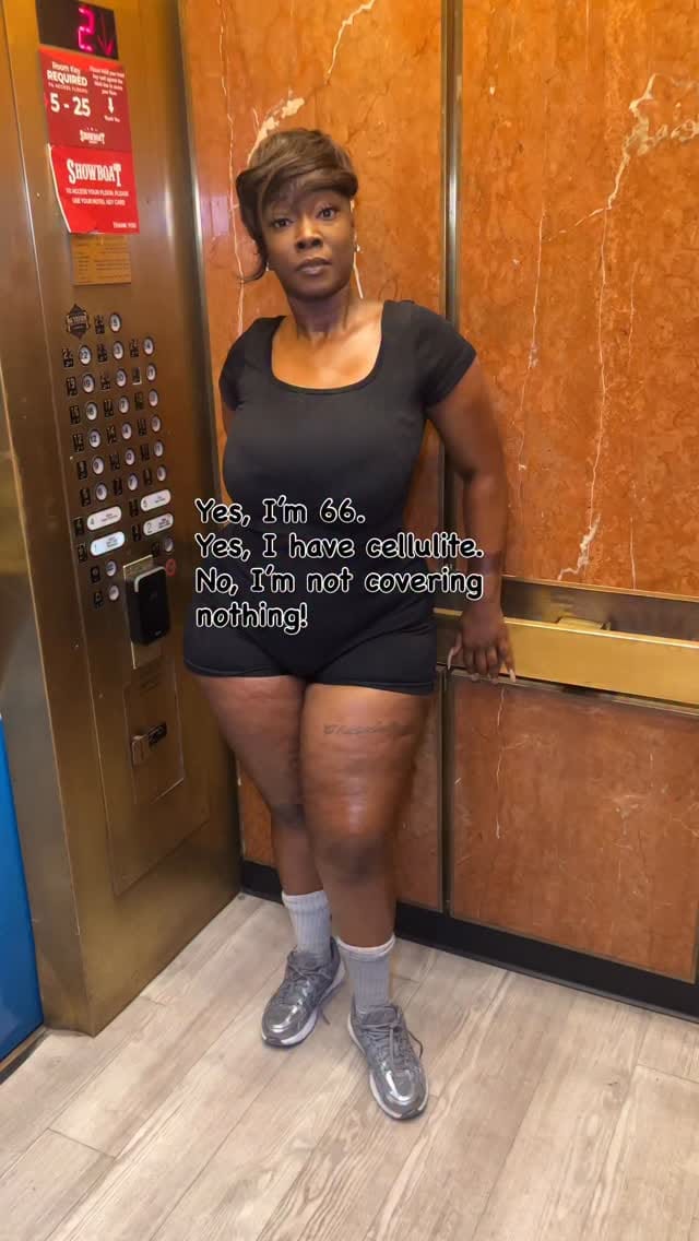 Post 8 by Monique 😘 on Instagram (video)