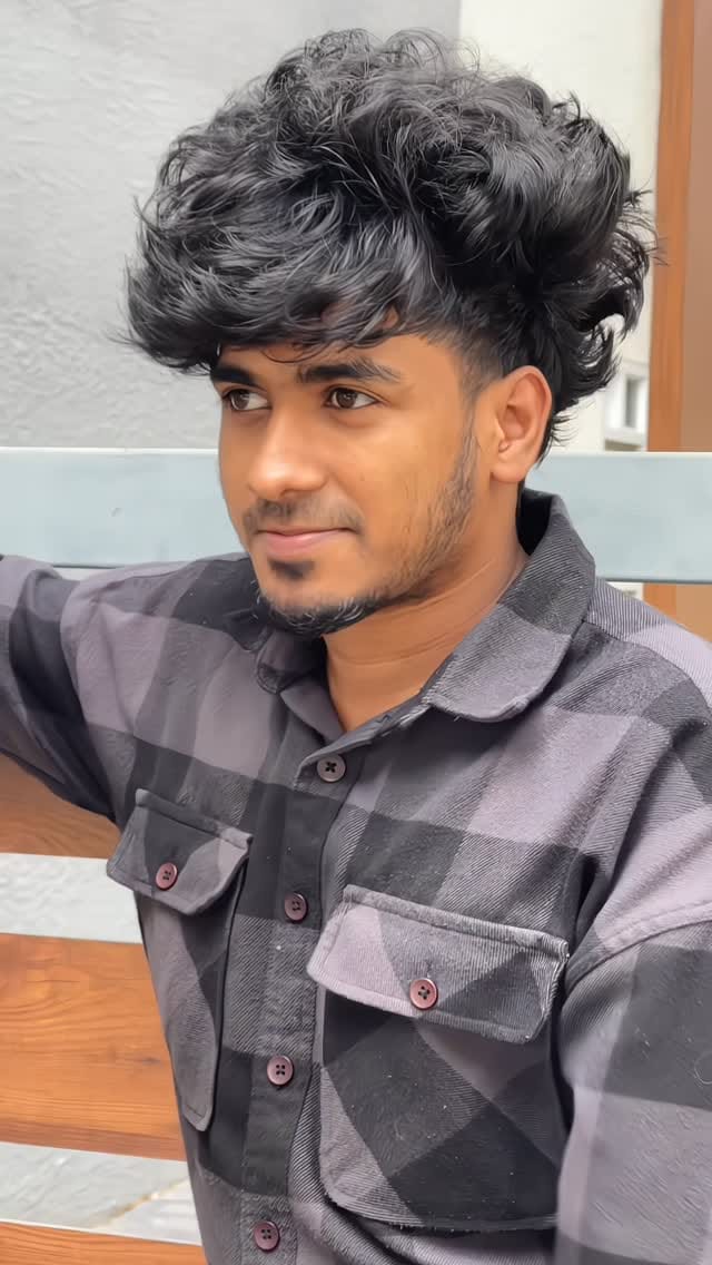 Post 1 by Vipin Raj 012 on Instagram (video)