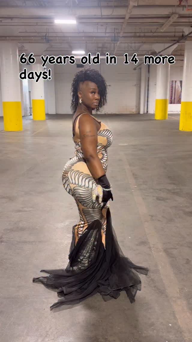 Post 9 by Monique 😘 on Instagram (video)