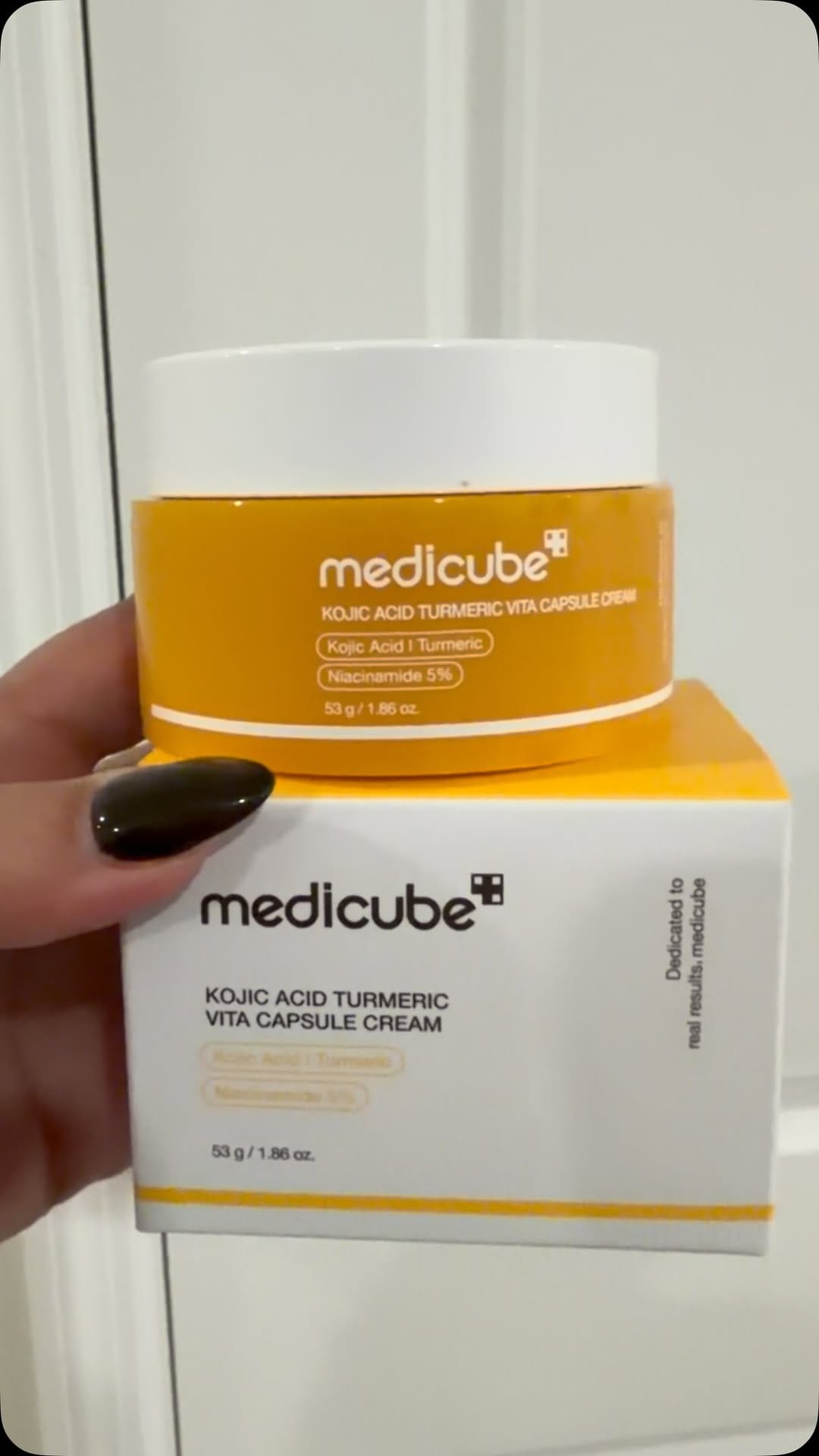 Post 8 by Amanda glam on Instagram (video)