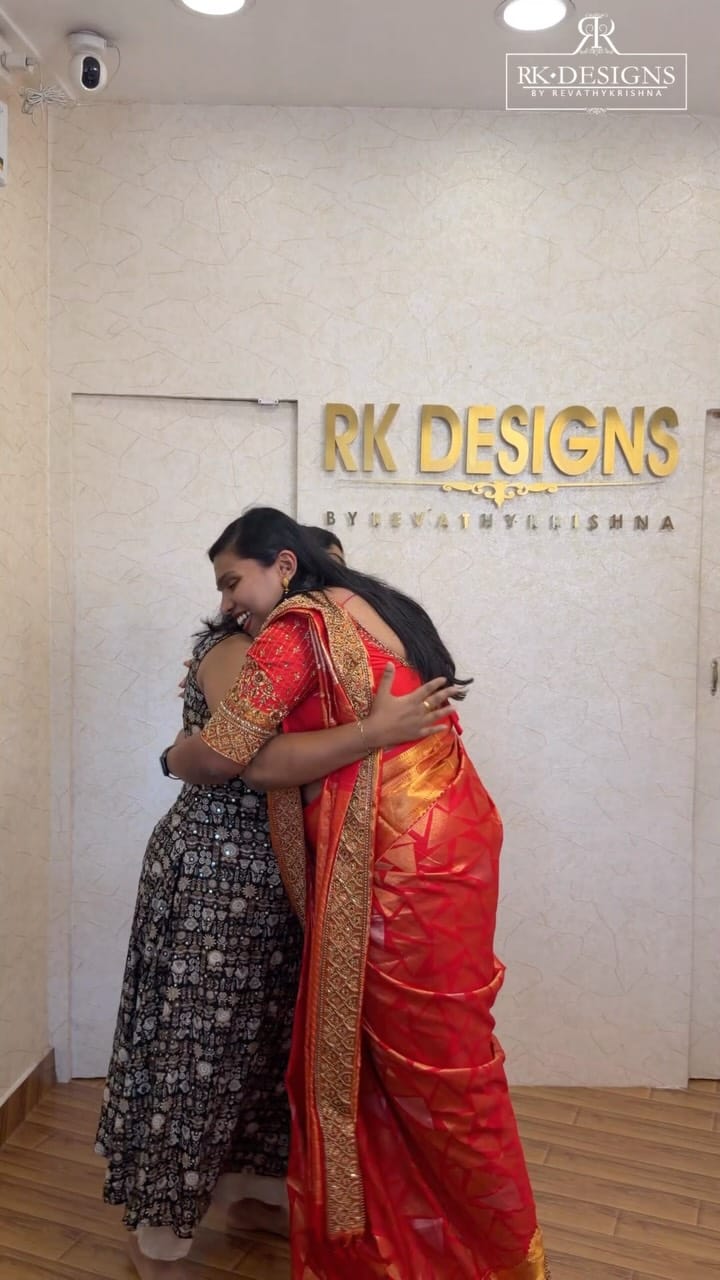 Post 4 by Rk Designs on Instagram (video)
