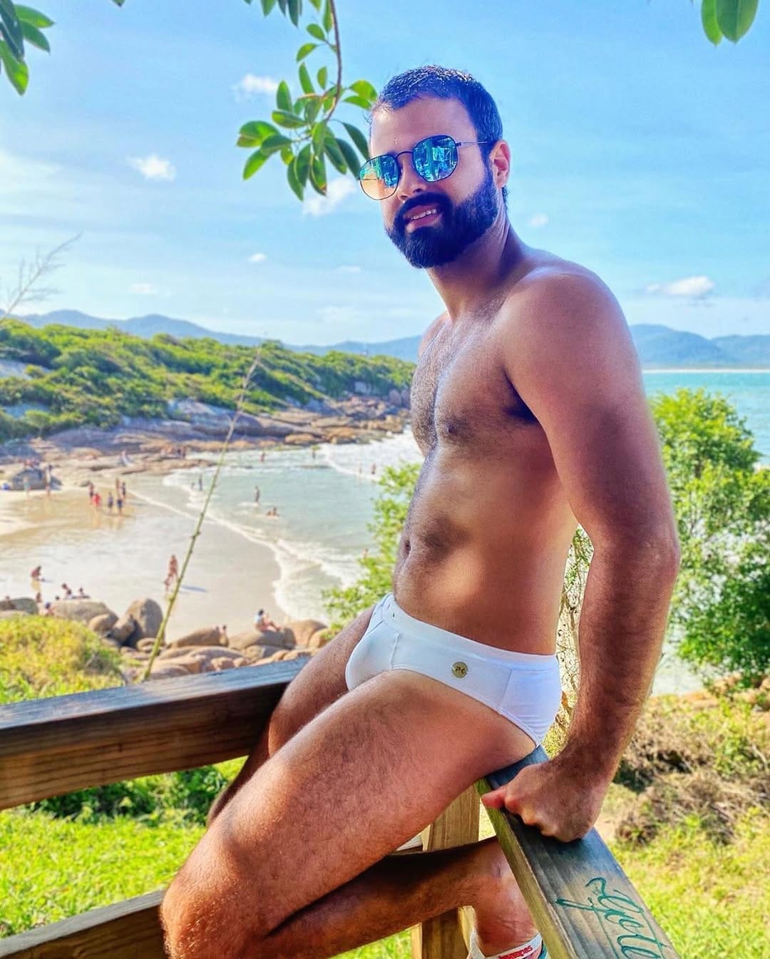 Post 5 by PK Floripa on Instagram (image)