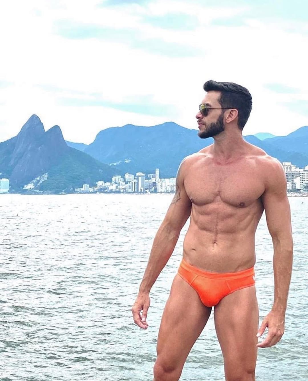 Post 8 by PK Floripa on Instagram (image)