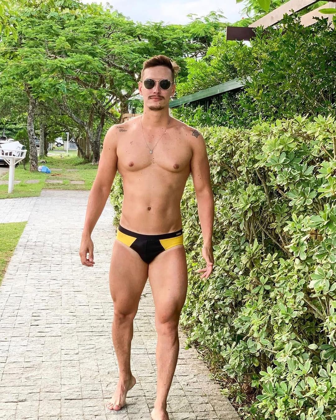 Post 1 by PK Floripa on Instagram (image)