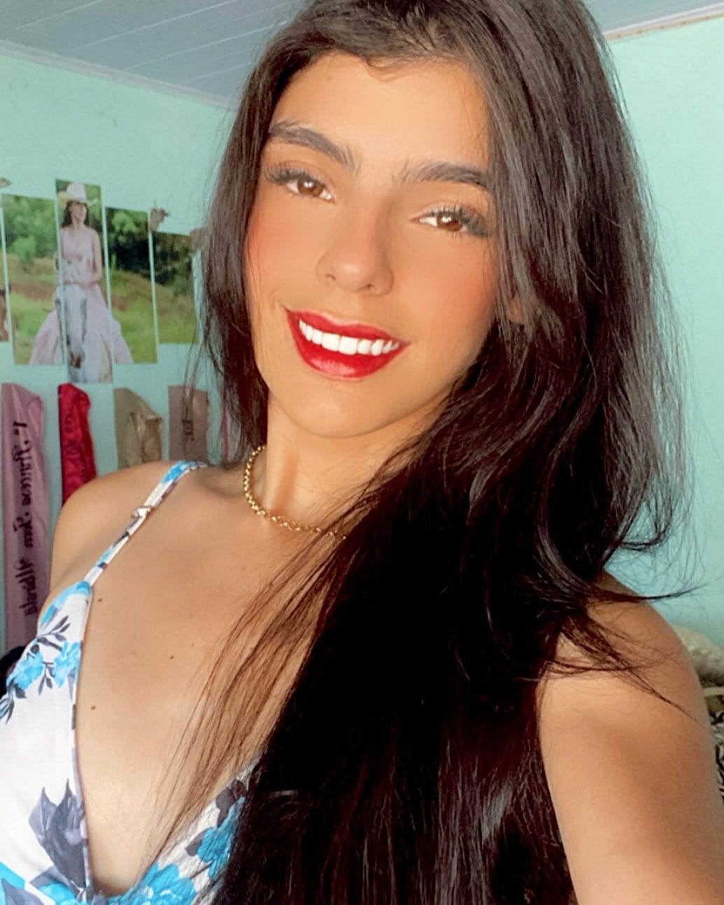 Post 4 by Danielle Fernandes on Instagram (image)
