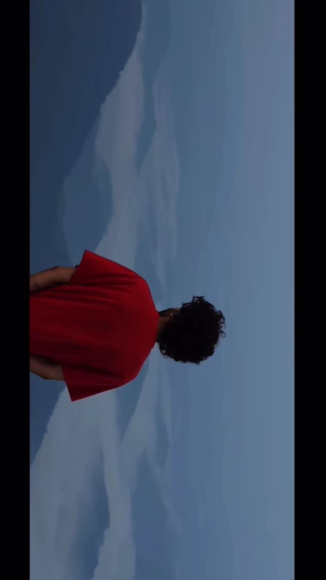 Post 1 by ANUVINDH on Instagram (video)