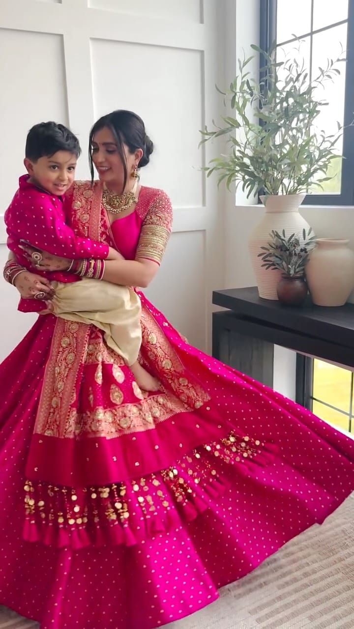 Post 4 by Gulabi Nagri By Garima on Instagram (video)