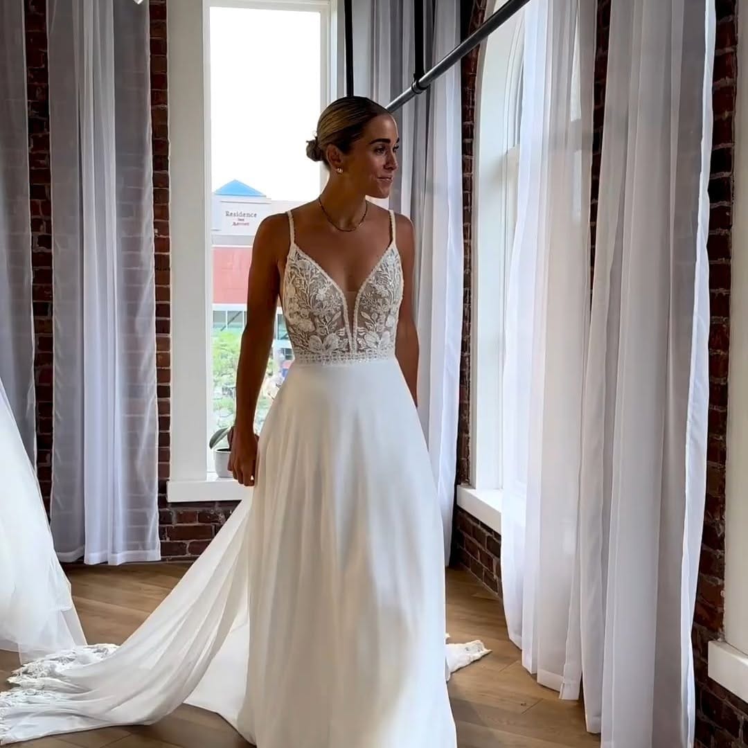 Post 7 by Divinity Queens on Instagram (video)