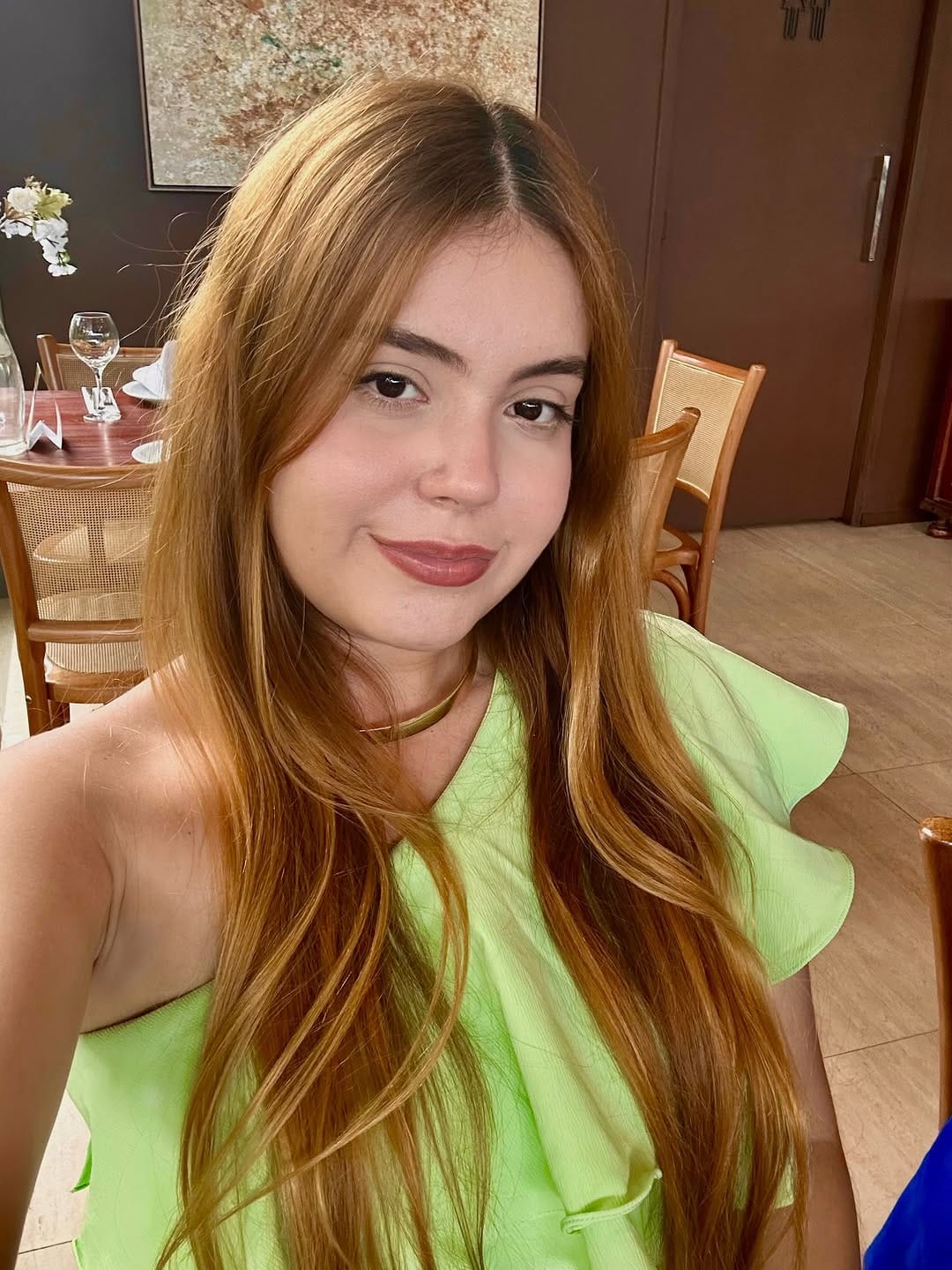Post 1 by Lara Cindy on Instagram (carousel)