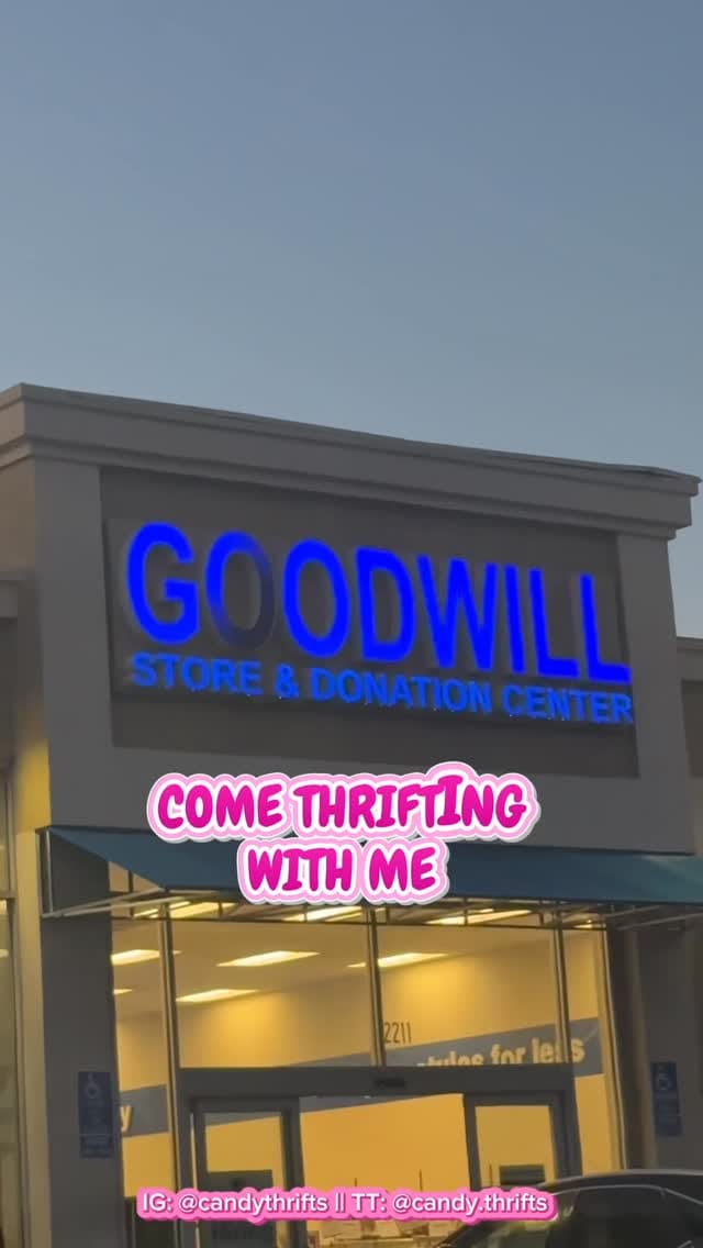 Post 10 by CANDY.THRIFTS on Instagram (video)