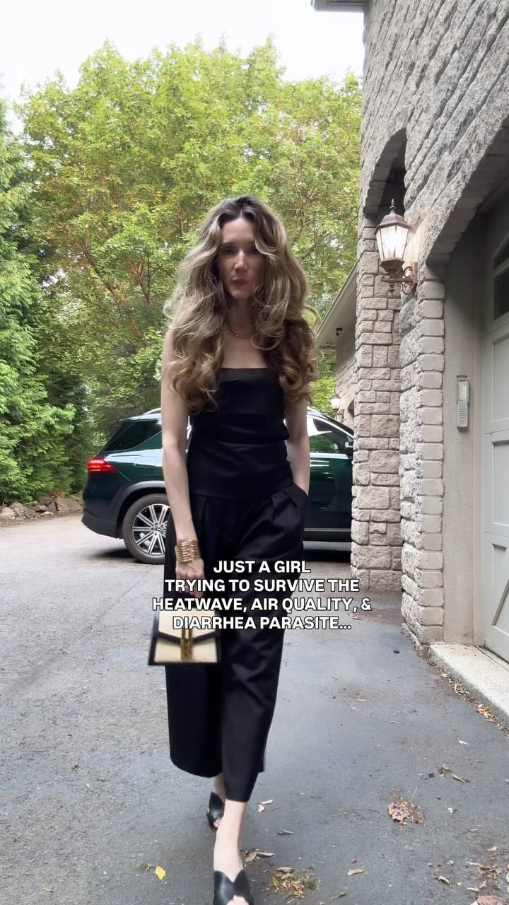 Post 1 by Ziba Shops Style on Instagram (video)