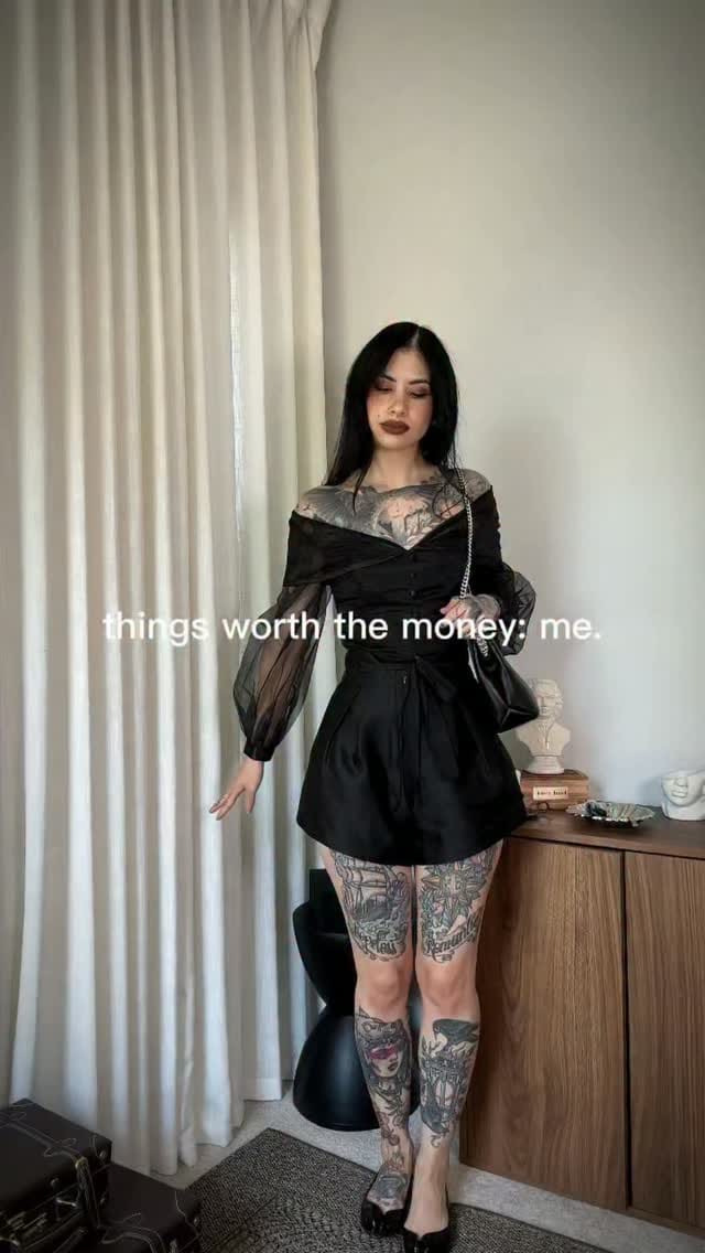 Post 2 by Chelsey Ceja • Dark Style + Beauty on Instagram (video)