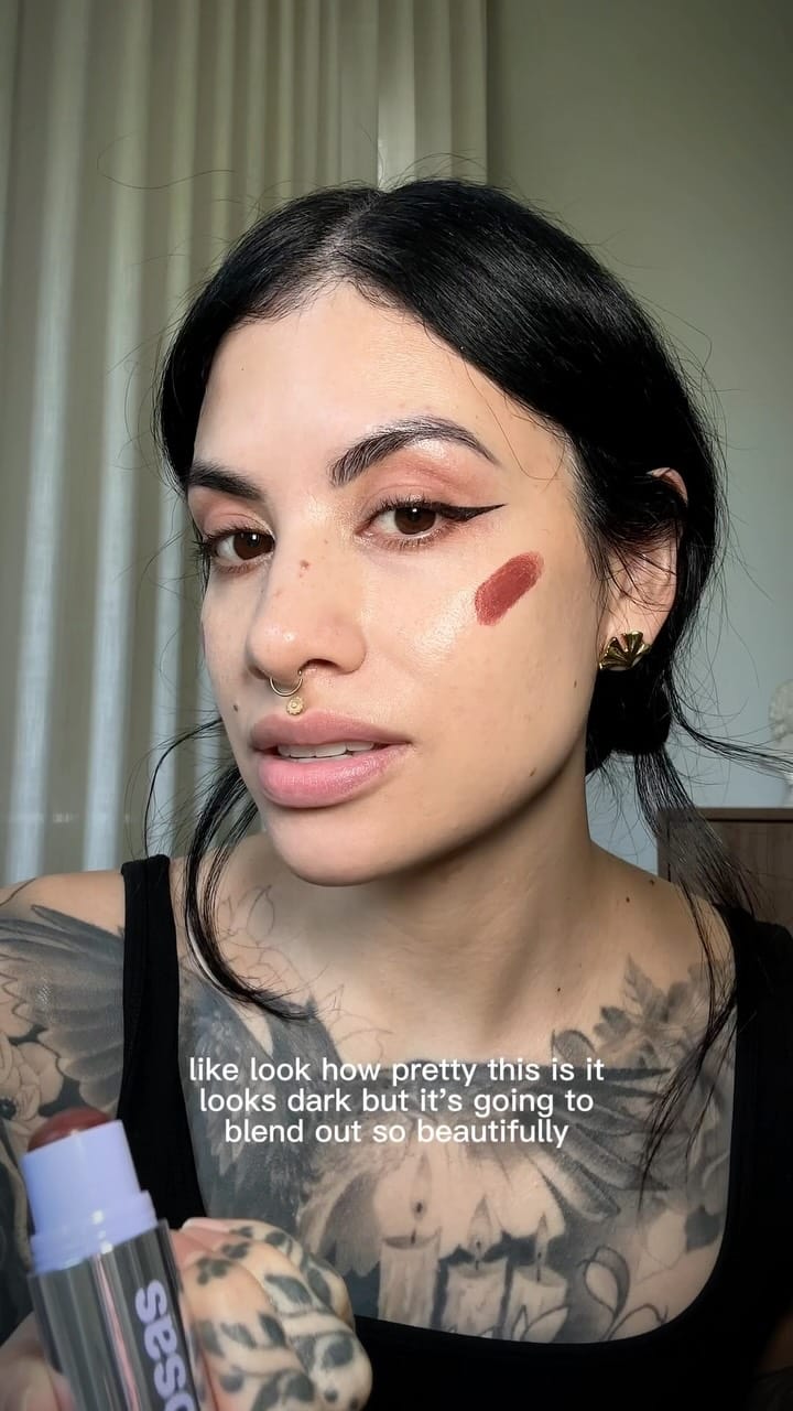 Post 10 by Chelsey Ceja • Dark Style + Beauty on Instagram (video)