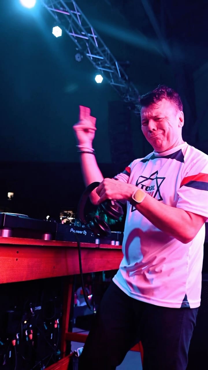 Post 5 by THE CRYSTAL METHOD on Instagram (video)