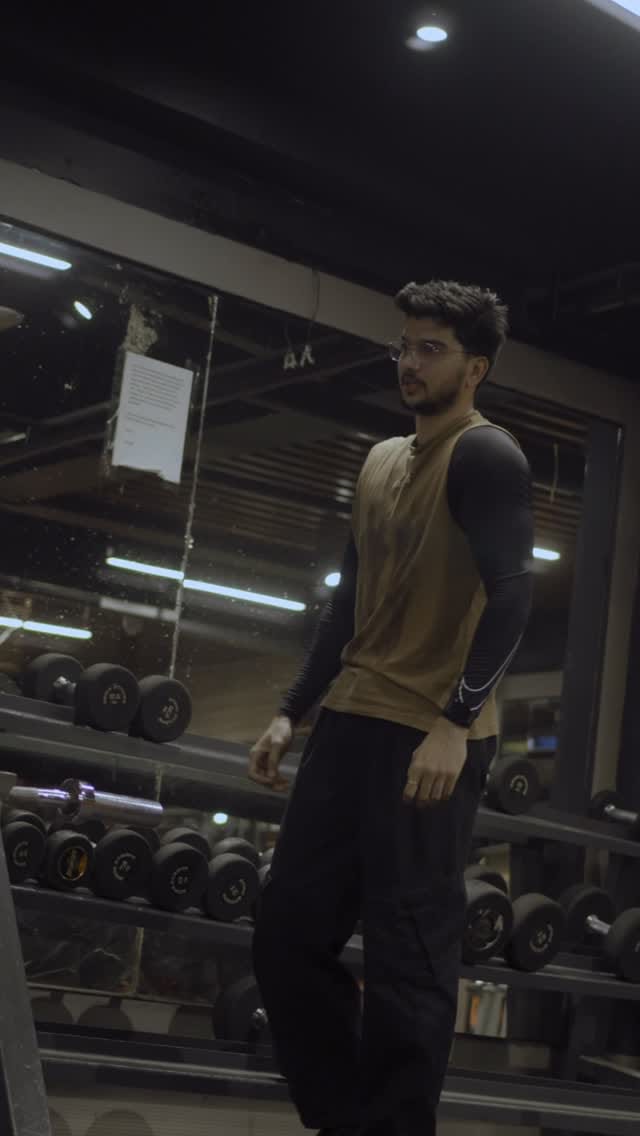 Post 7 by 🀄 H A R R Y     T I W A R I 🀄 on Instagram (video)