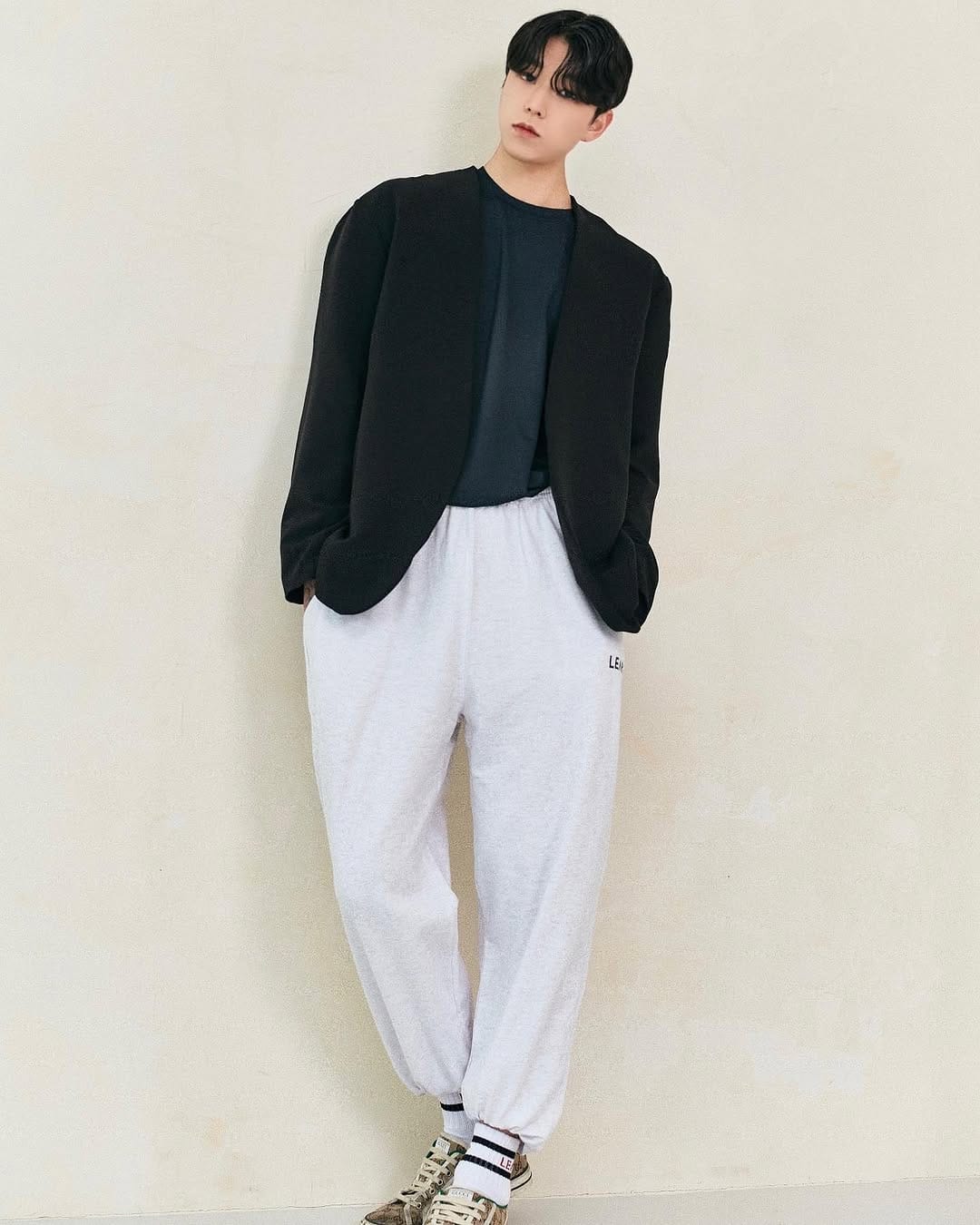 Post 9 by 송 재윤 on Instagram (carousel)