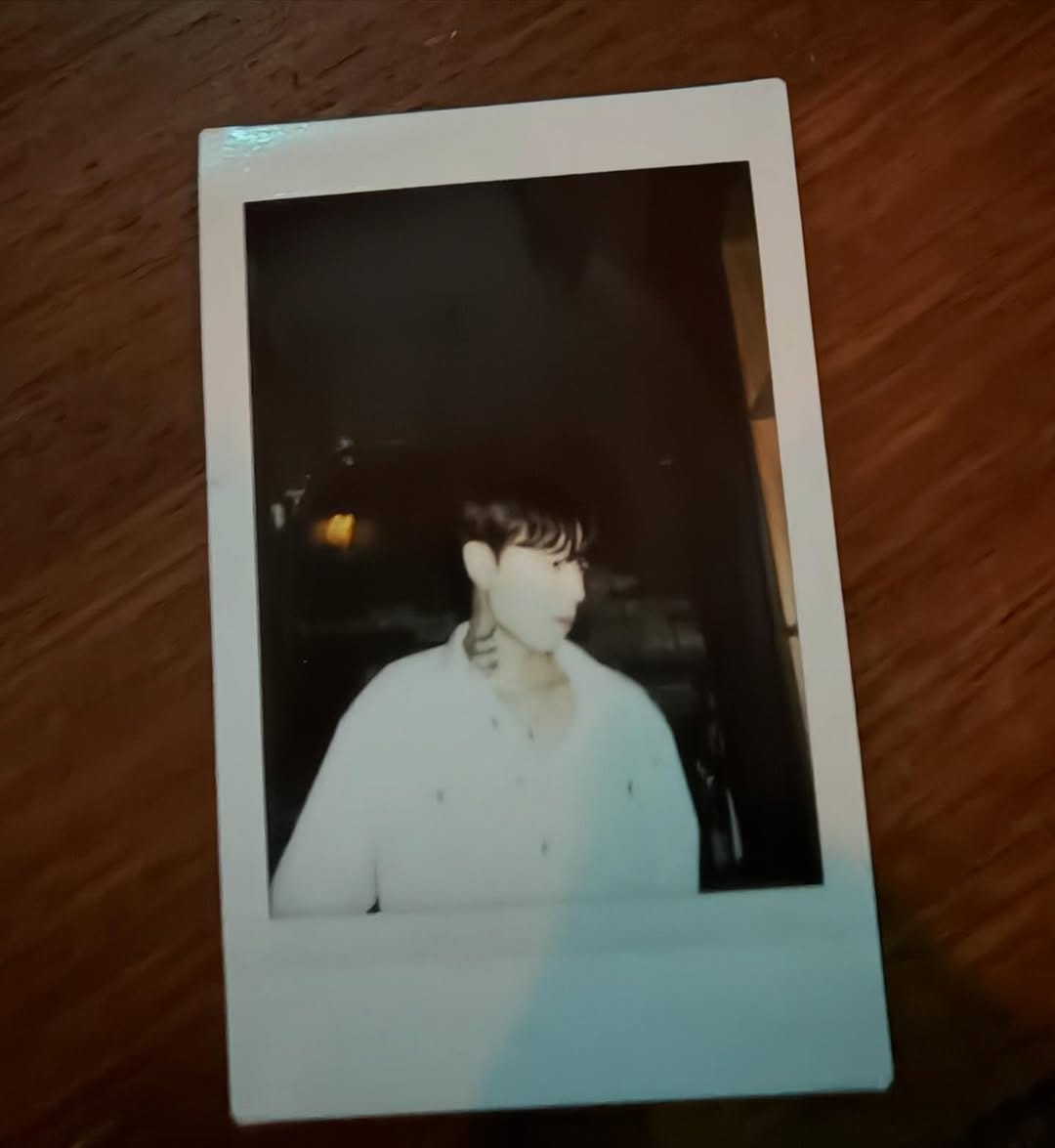 Post 4 by 송 재윤 on Instagram (carousel)