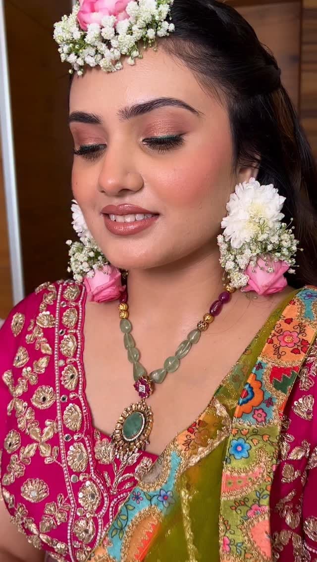 Post 6 by 𝐄𝐬𝐡𝐞𝐞𝐭𝐚 𝐀 𝐀𝐠𝐚𝐫𝐰𝐚𝐥 on Instagram (video)