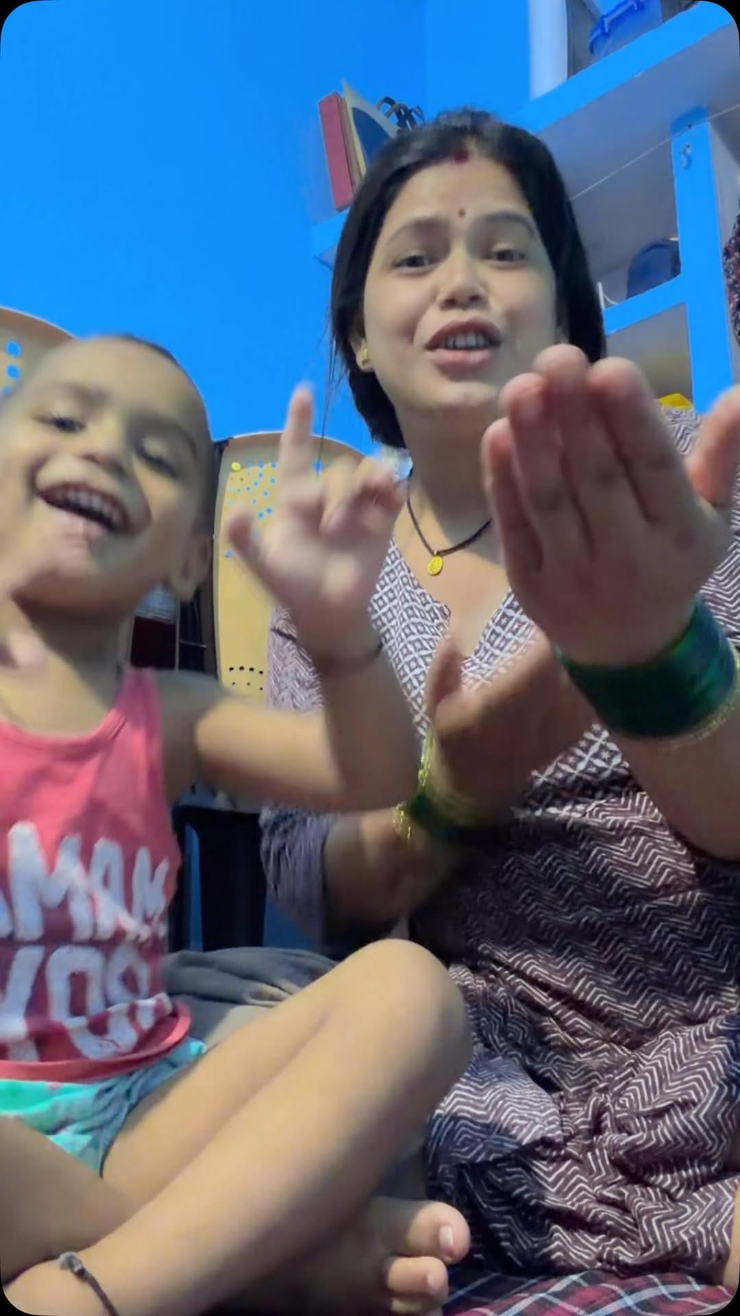 Post 4 by Mayank Bhumi Vlogs on Instagram (video)