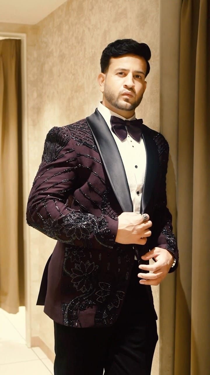 Post 5 by Adil malik | men's Fashion on Instagram (video)