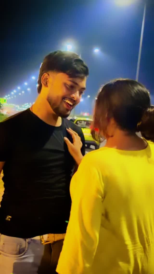 Post 2 by Rohit Dey on Instagram (video)