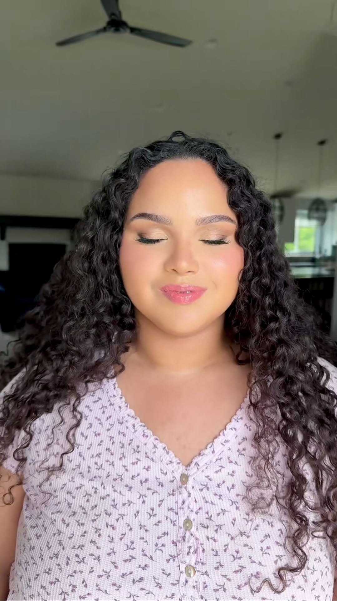 Post 4 by Mich k Doria on Instagram (video)