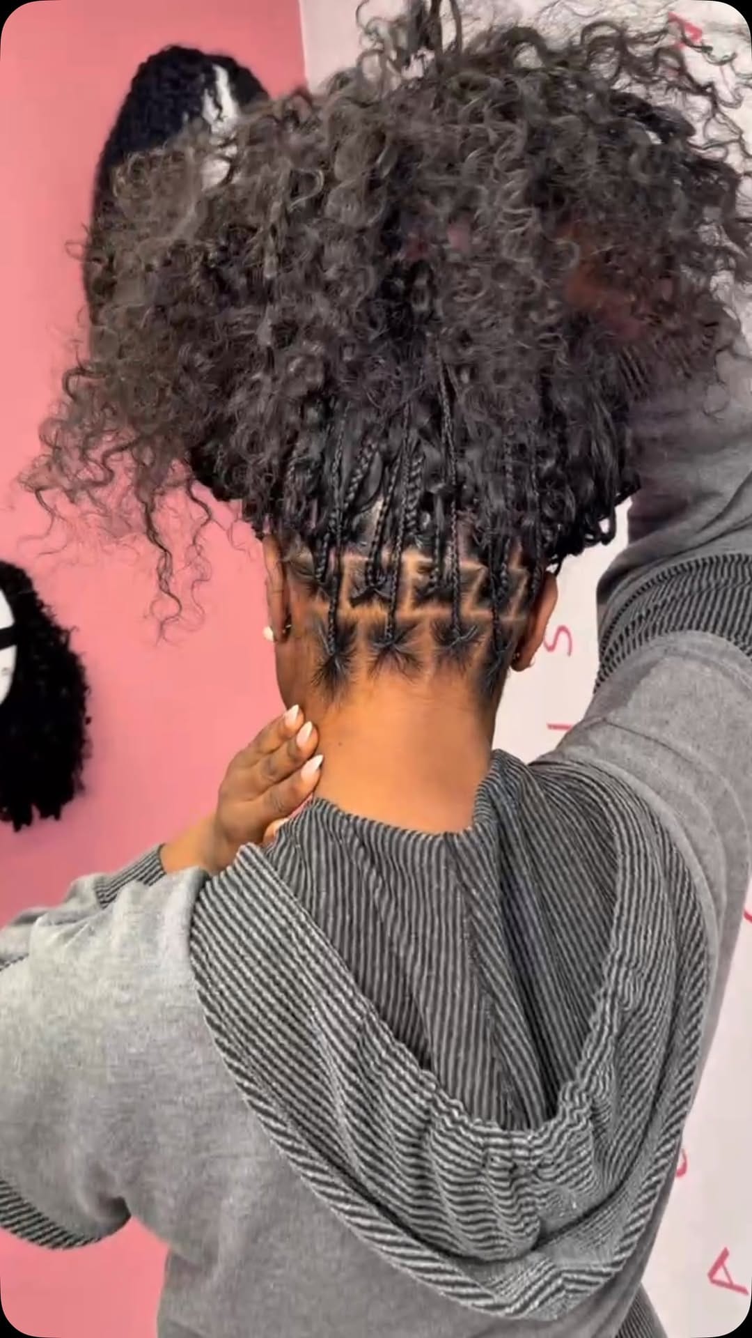Post 5 by Glueless Ready to Wear Wigs on Instagram (video)