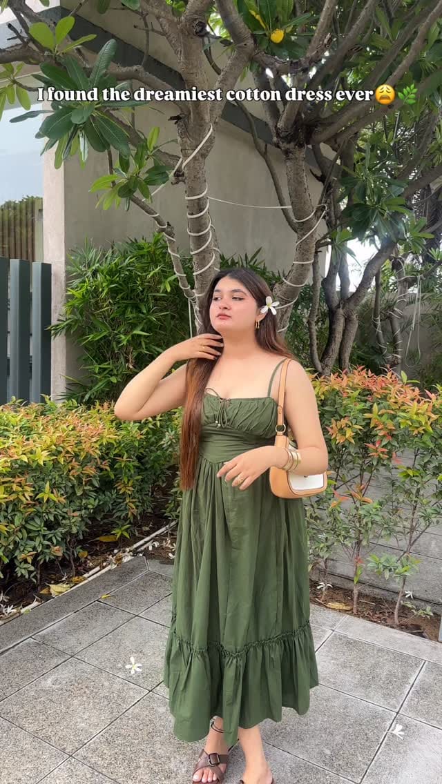 Post 4 by U QUEEN on Instagram (video)