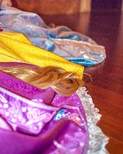Post 9 by Tessa Dupuy | Timeless Glamour on Instagram (carousel)