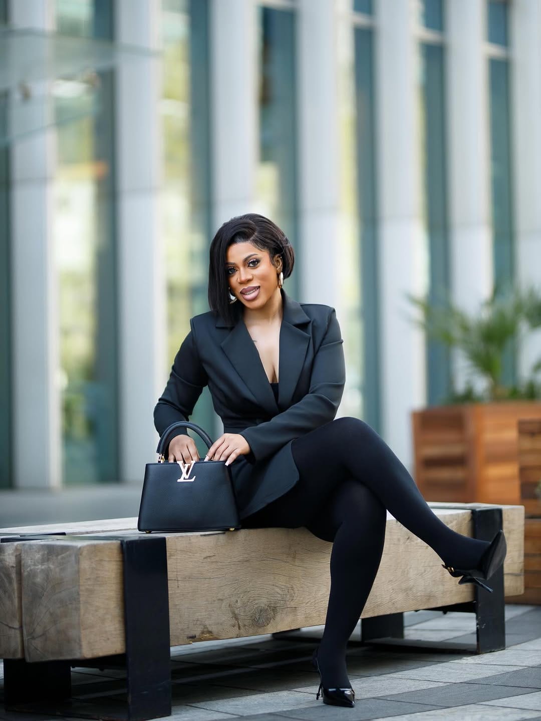 Post 3 by Miriam nwizu (MIMI)🖤 on Instagram (carousel)