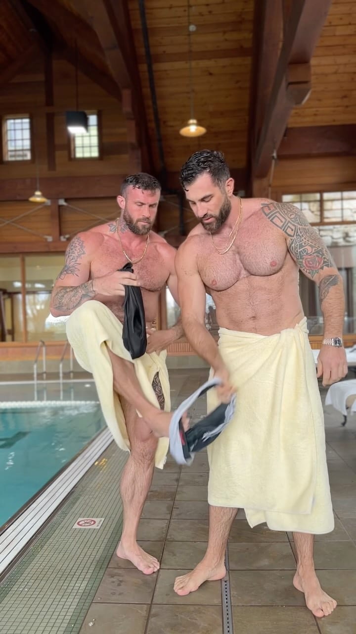 Post 6 by Nik anton on Instagram (video)
