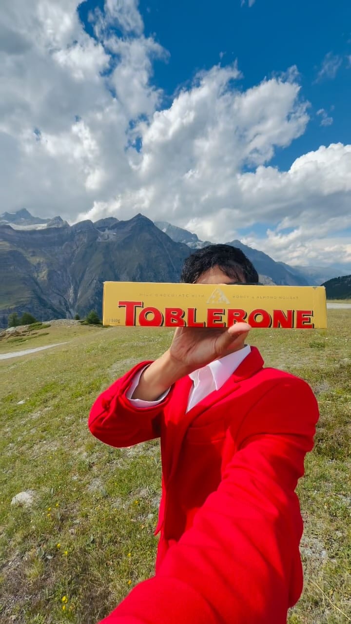 Post 2 by LONG TRAN on Instagram (video)