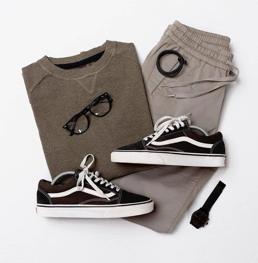Post 7 by Fashion Class | Clothing on Instagram (image)