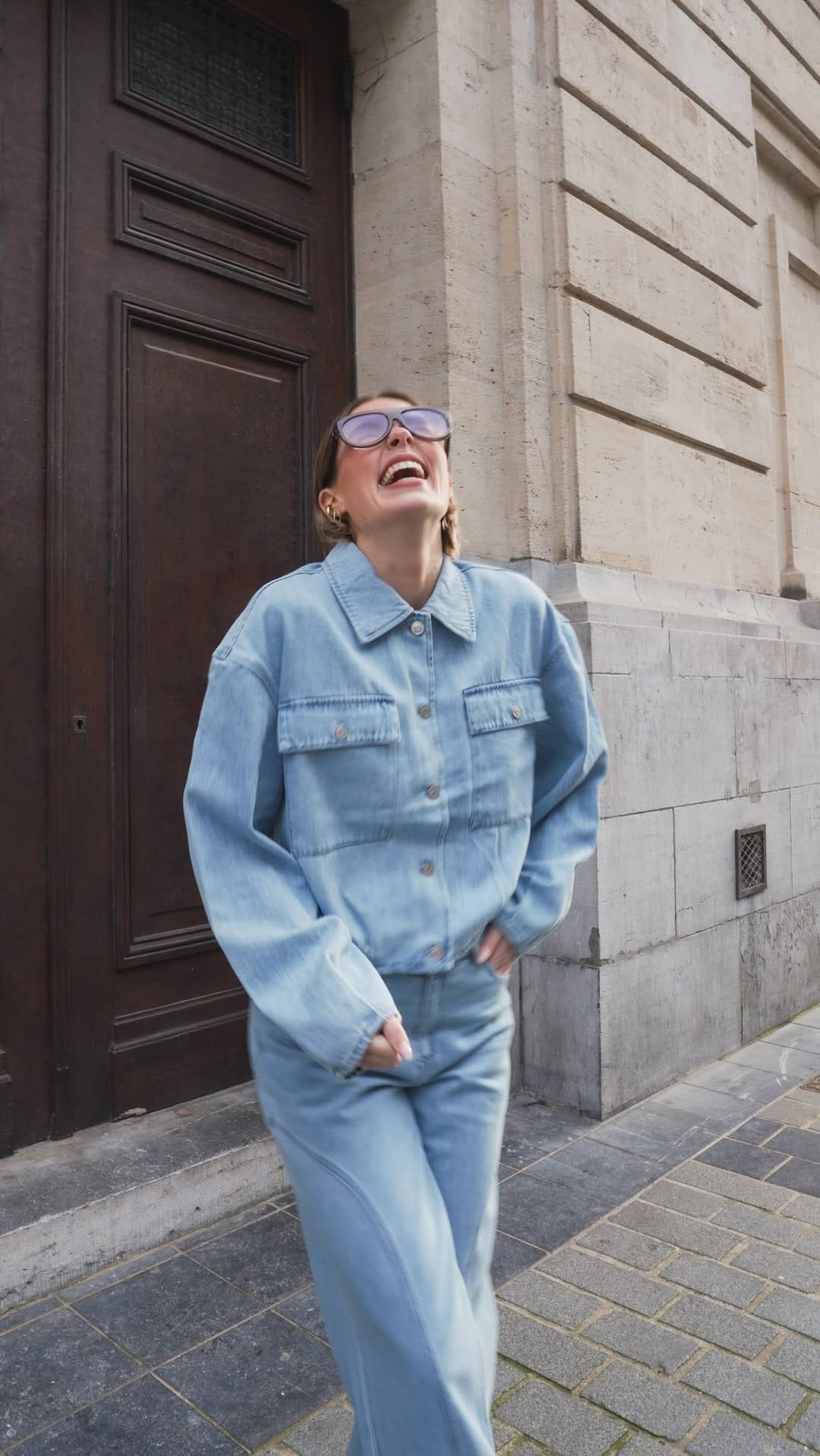 Post 7 by être concept store on Instagram (video)