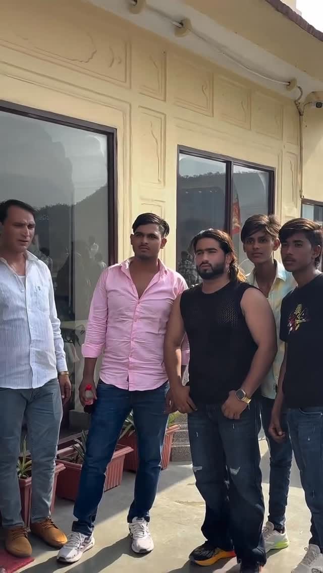 Post 9 by Farman Noor Khan on Instagram (video)