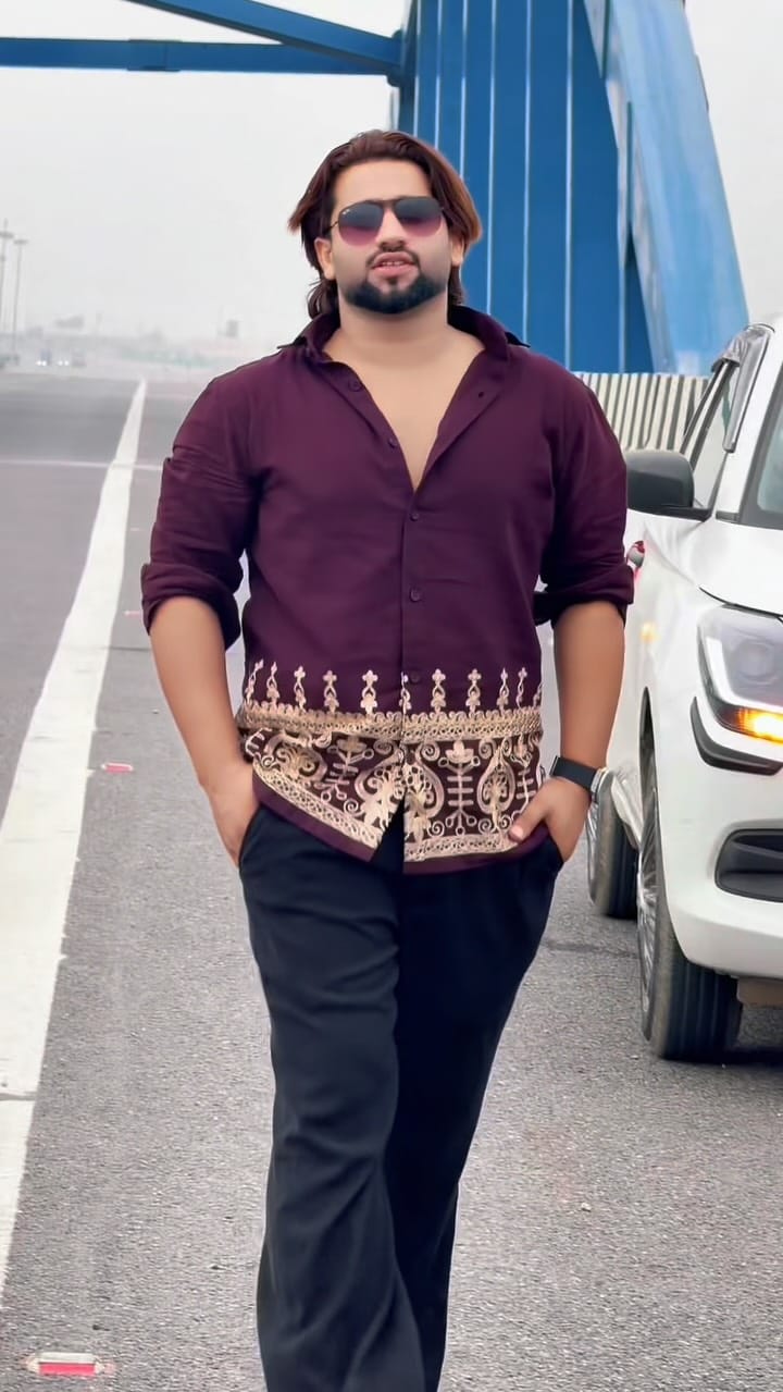 Post 2 by Farman Noor Khan on Instagram (video)