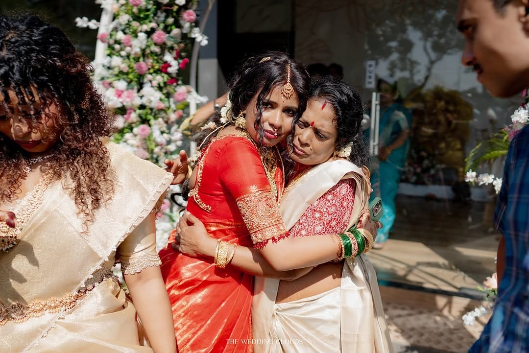 Post 9 by Oshin Anil | Fashion designer | Stylist on Instagram (carousel)