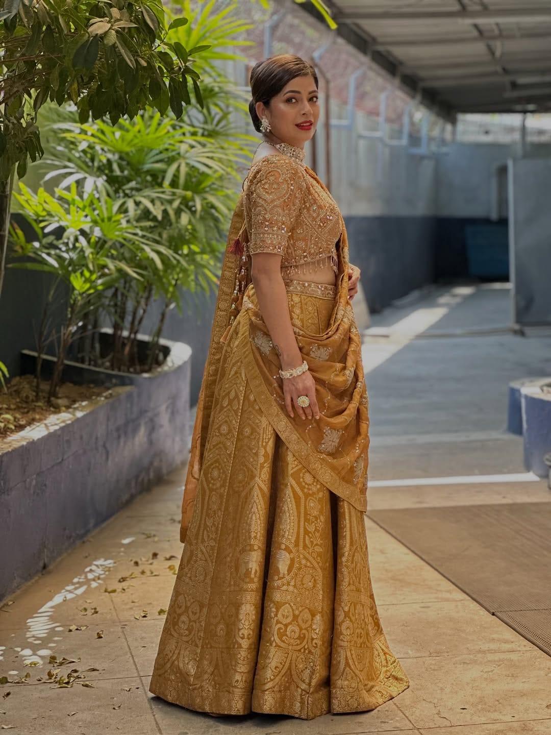 Post 3 by Oshin Anil | Fashion designer | Stylist on Instagram (carousel)