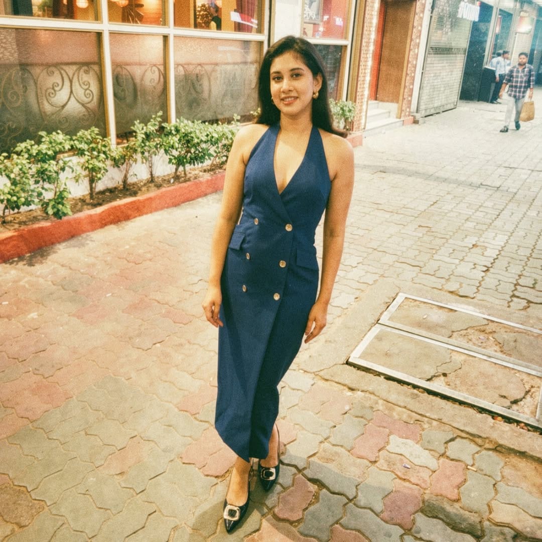 Post 8 by Aditi Bhadra on Instagram (carousel)