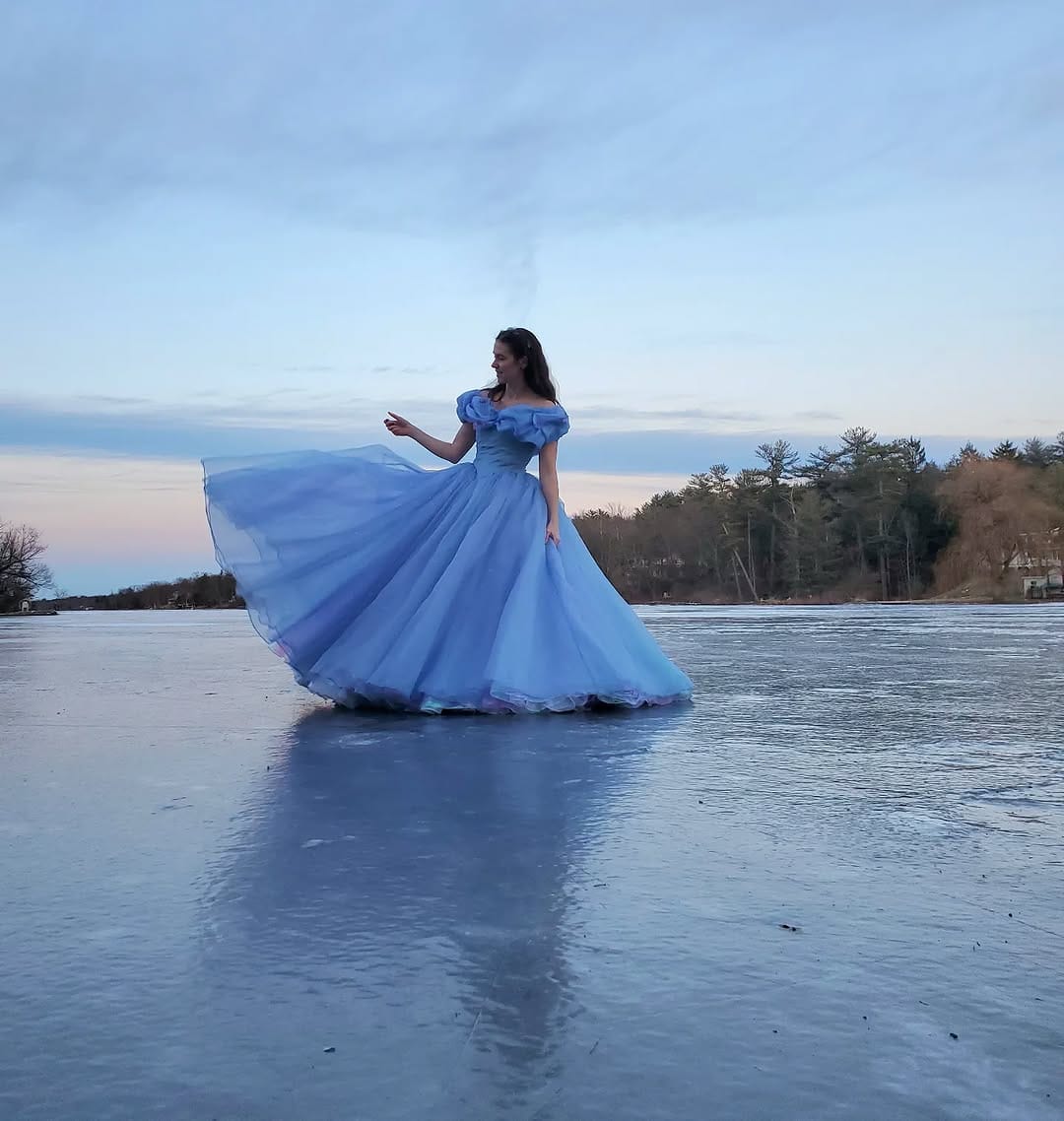 Post 10 by Sarah and Emmie on Instagram (image)