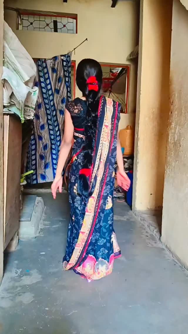 Post 1 by Shristi Angle on Instagram (video)