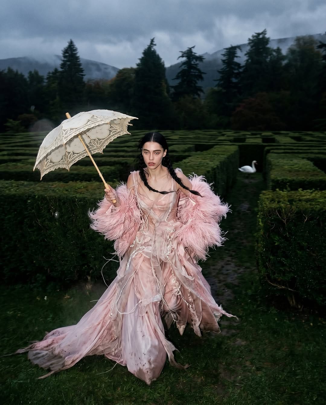 Post 4 by Camilla Grandi on Instagram (carousel)