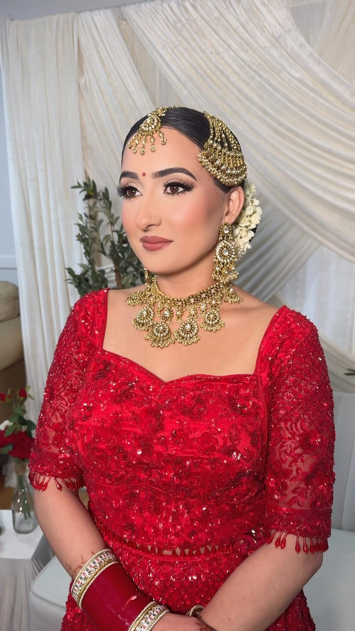 Post 4 by Sukhman Designs | Custom Punjabi Wear on Instagram (video)