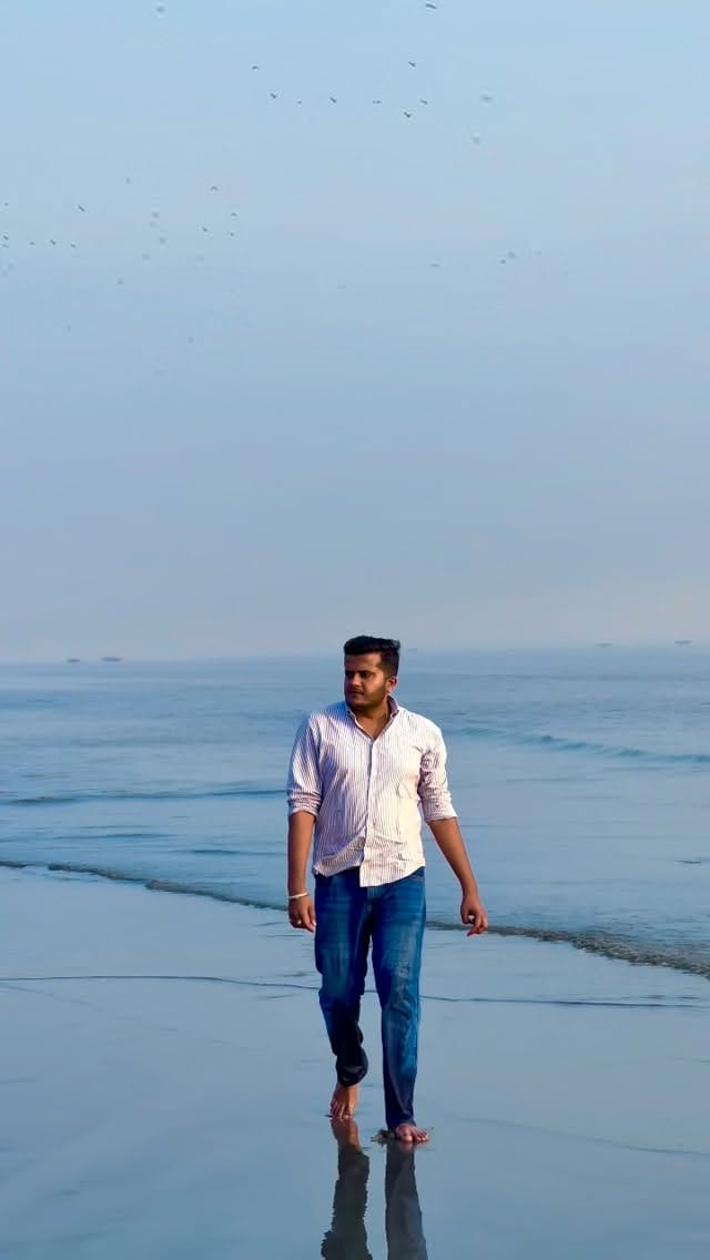 Post 7 by Raam Suthar on Instagram (video)