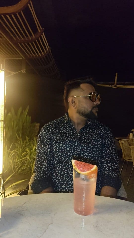Post 3 by Rakshhaa Karwa Jethwani 🧿 on Instagram (video)
