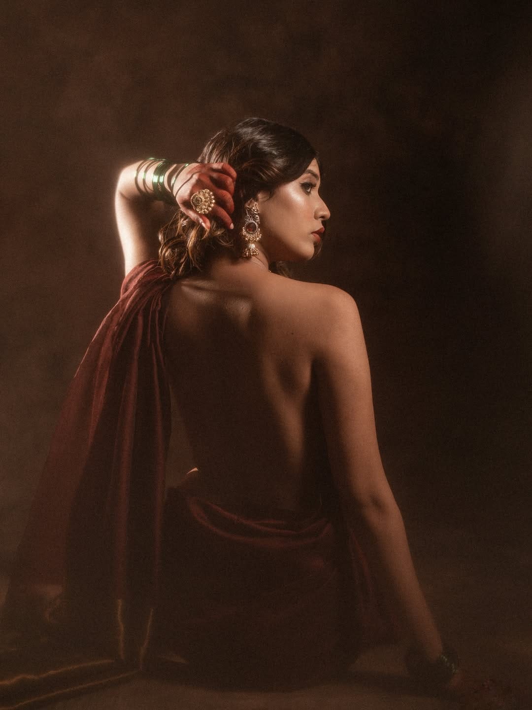 Post 4 by Raanu  | Fashion model | on Instagram (carousel)