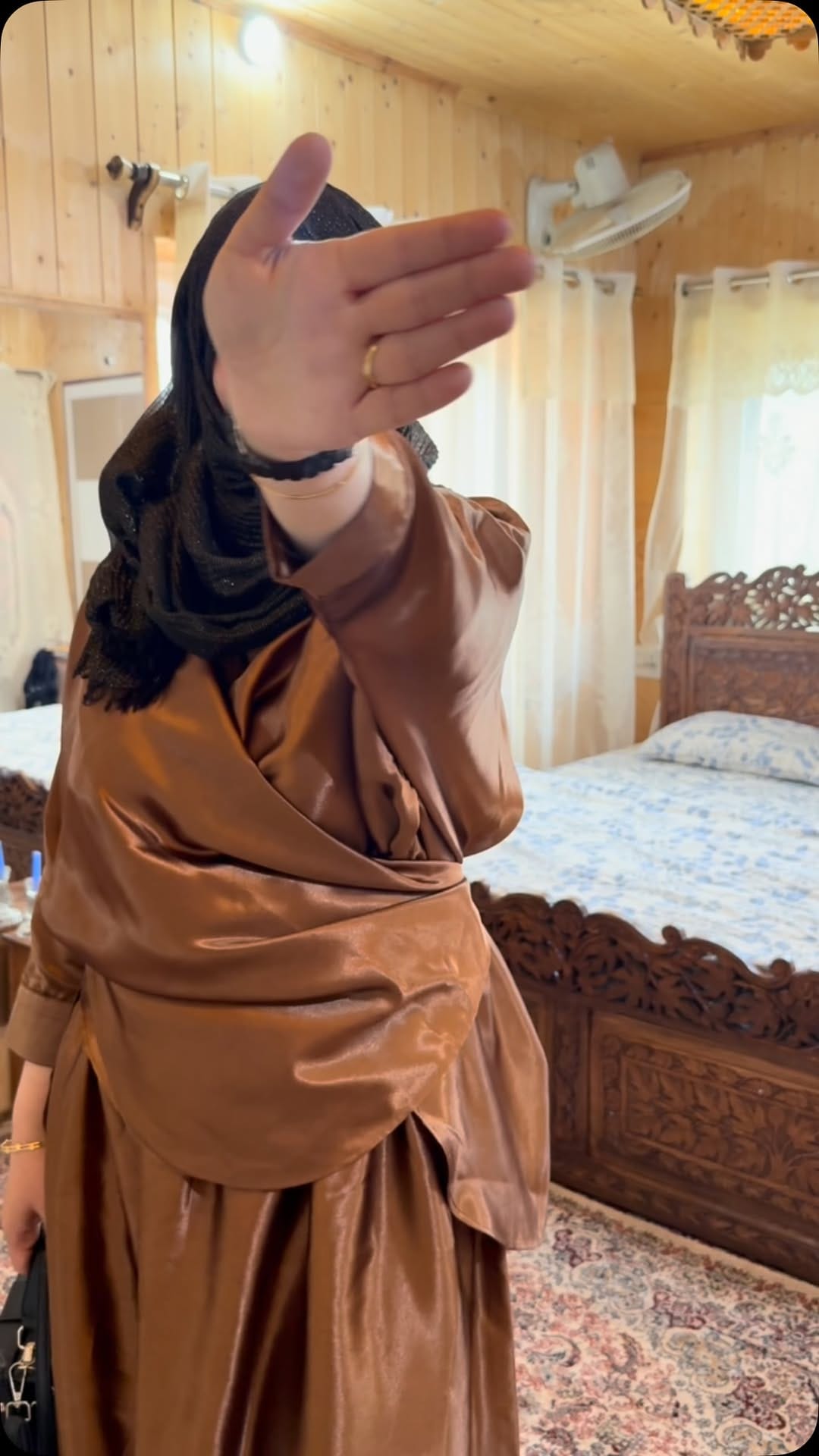 Post 3 by Zaibun Nissa on Instagram (video)