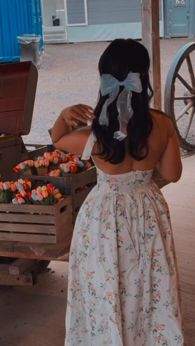 Post 3 by Lavina Chattrani on Instagram (video)